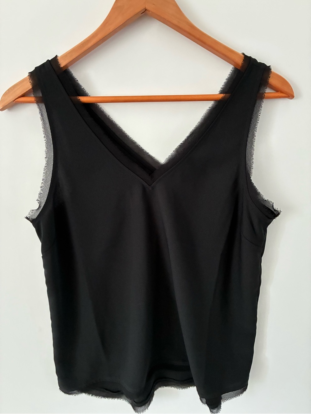 Halogen Raw-Edged Tank/Shell. Black Size Small.